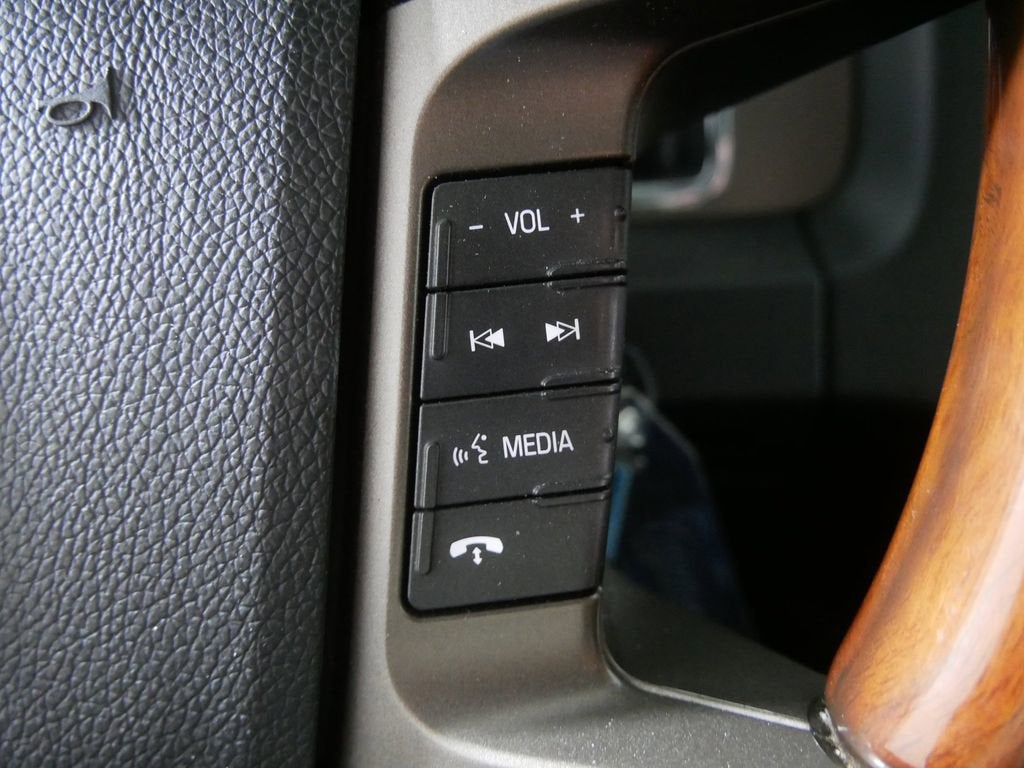 2011 Lincoln Navigator NA