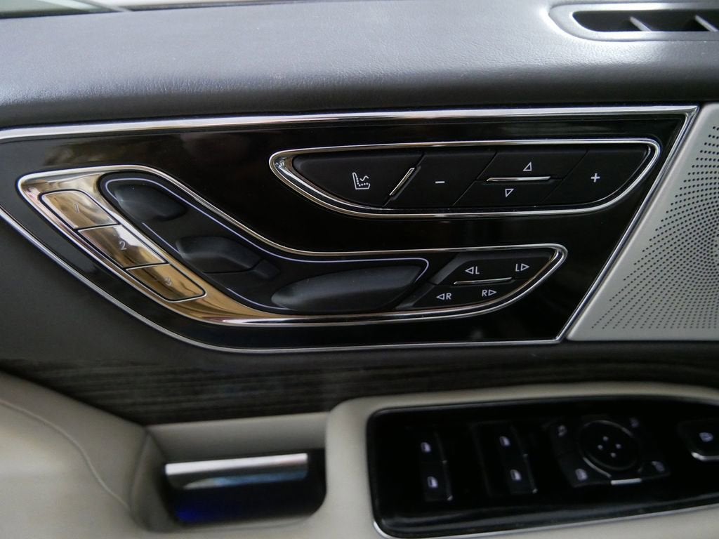2020 Lincoln Navigator Black Label