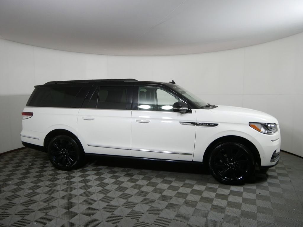 2024 Lincoln Navigator Black Label L