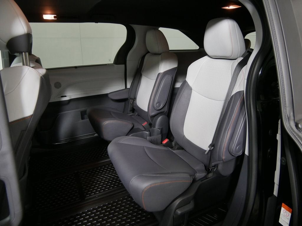 2024 Toyota Sienna XSE