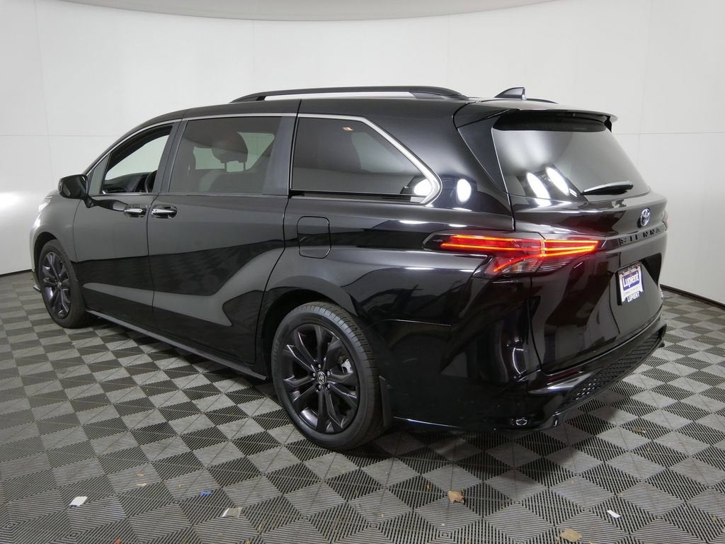 2024 Toyota Sienna XSE
