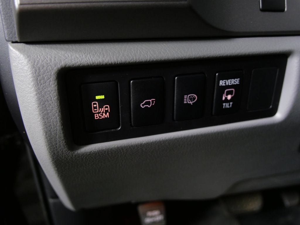 2016 Toyota Sequoia Limited 5.7L V8