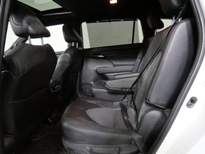 2022 Toyota Highlander XSE