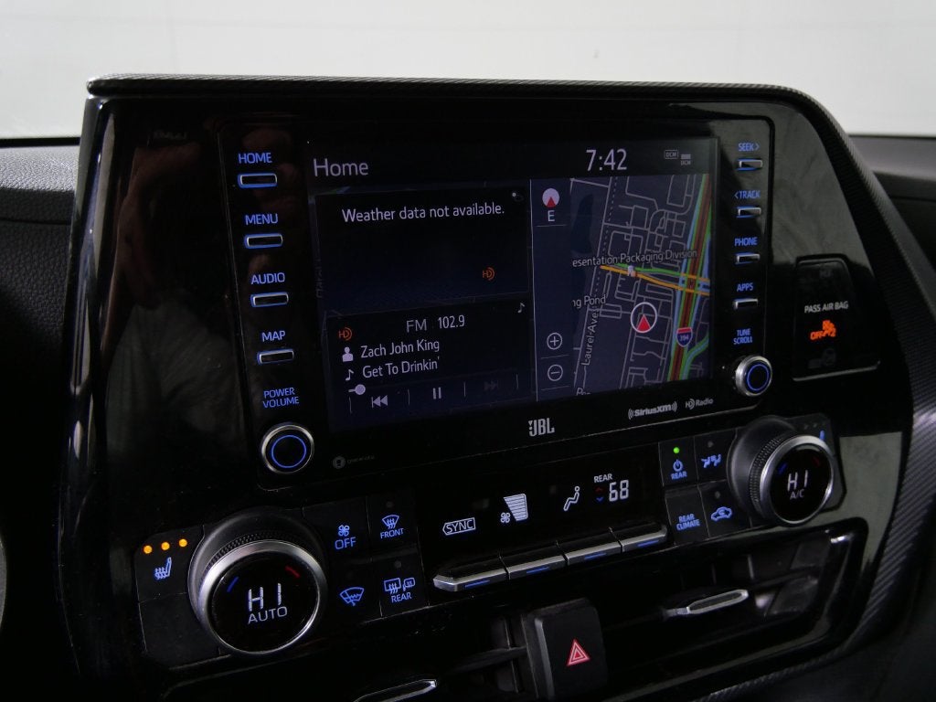 2022 Toyota Highlander XSE