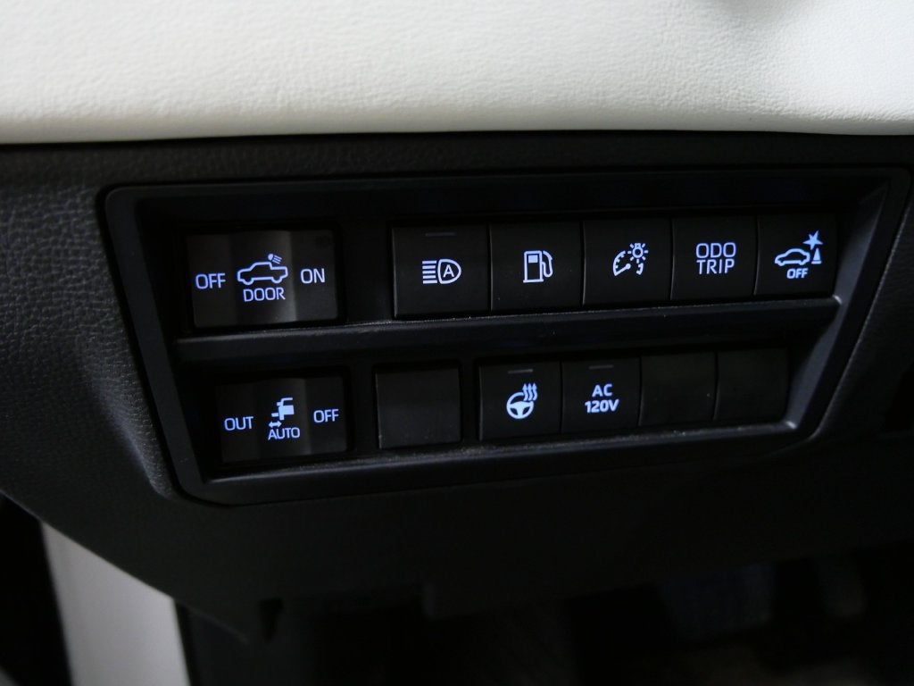 2023 Toyota Tundra 4WD Capstone Hybrid