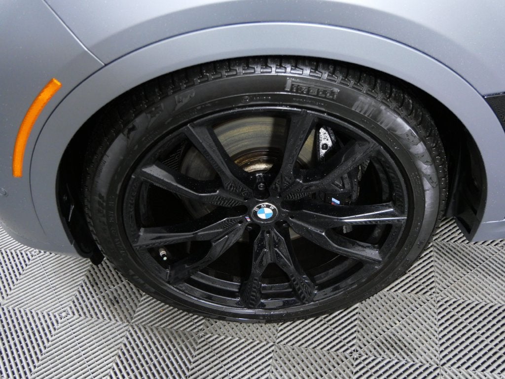 2024 BMW X7 M60i