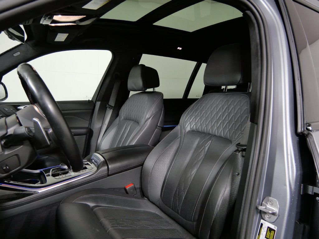 2024 BMW X7 M60i