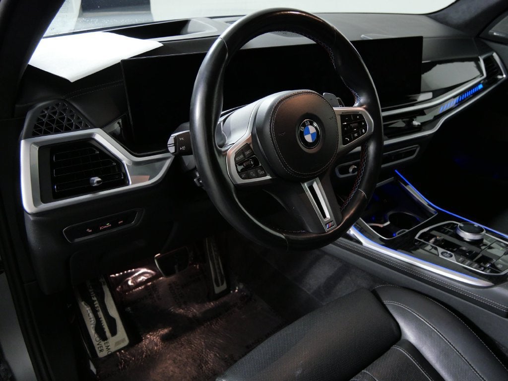 2024 BMW X7 M60i