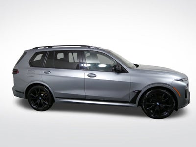 2024 BMW X7 M60i