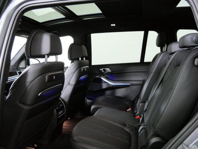 2024 BMW X7 M60i