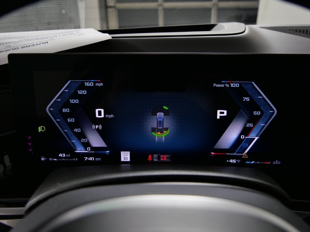 2024 BMW X7 M60i