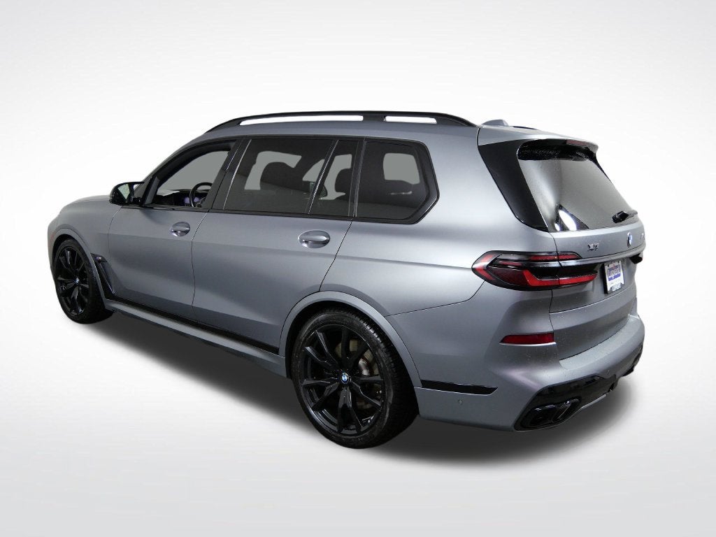 2024 BMW X7 M60i