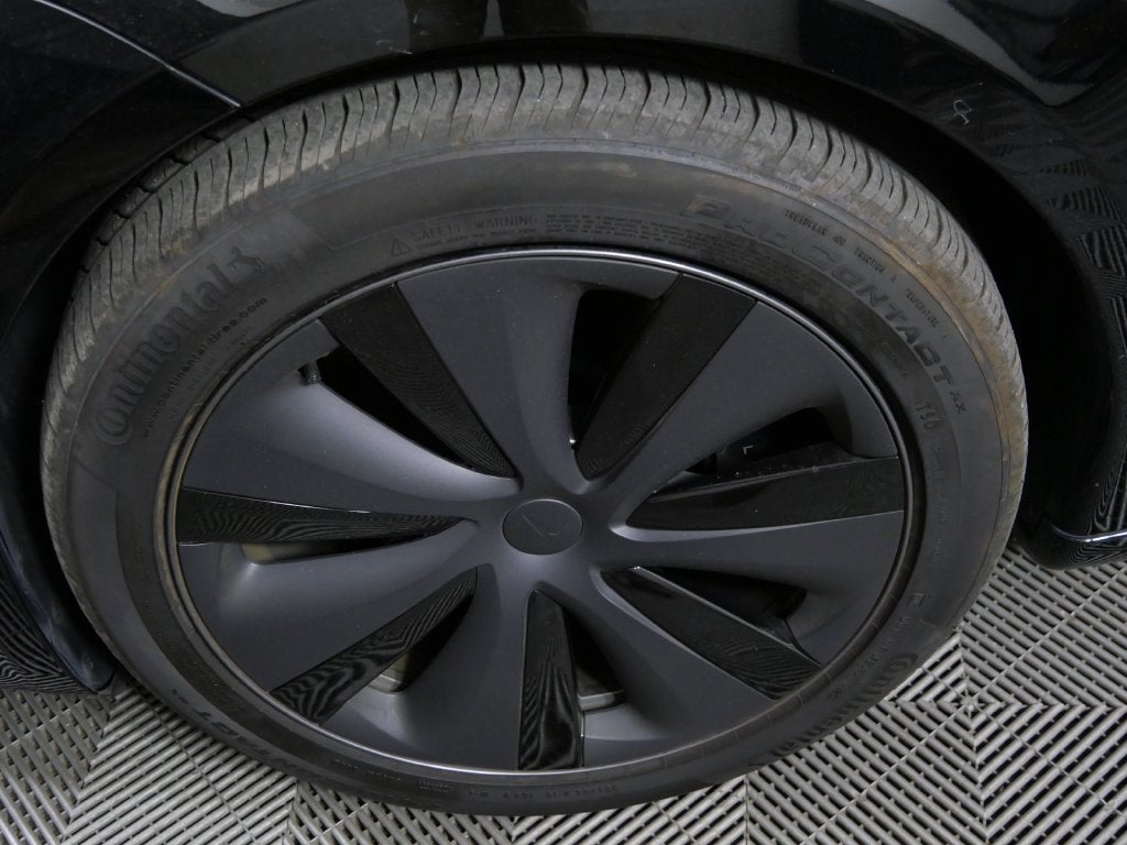 2024 Tesla Model S NA