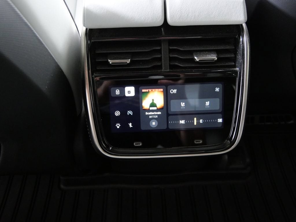 2025 RIVIAN R1T Adventure