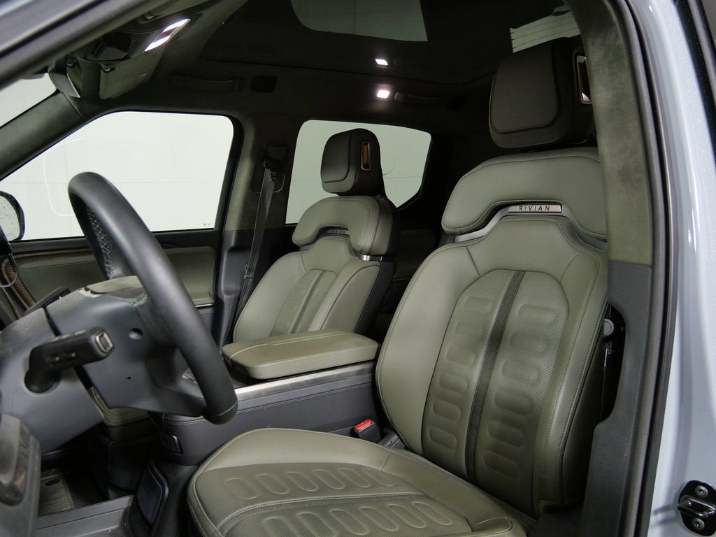 2023 Rivian R1T Adventure