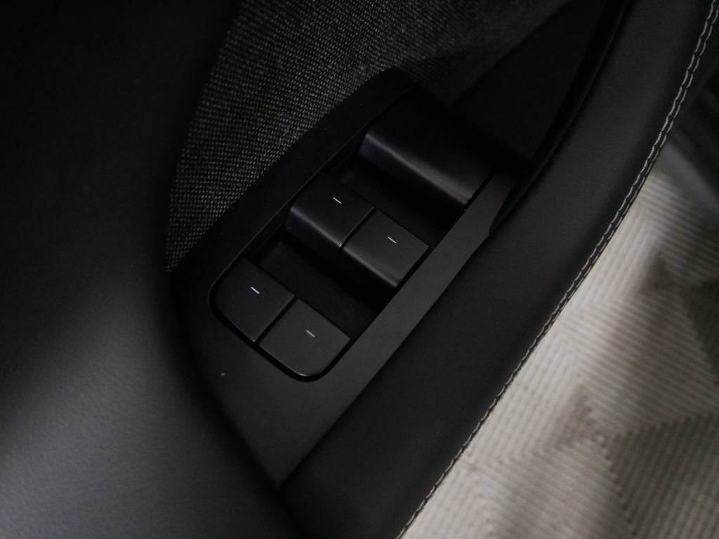 2024 Tesla Model X Long Range