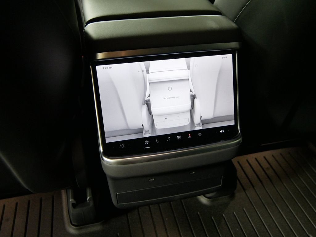 2024 Tesla Model X Long Range