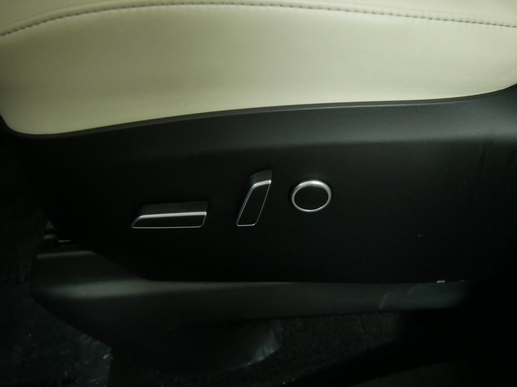 2023 Tesla Model X Standard Range