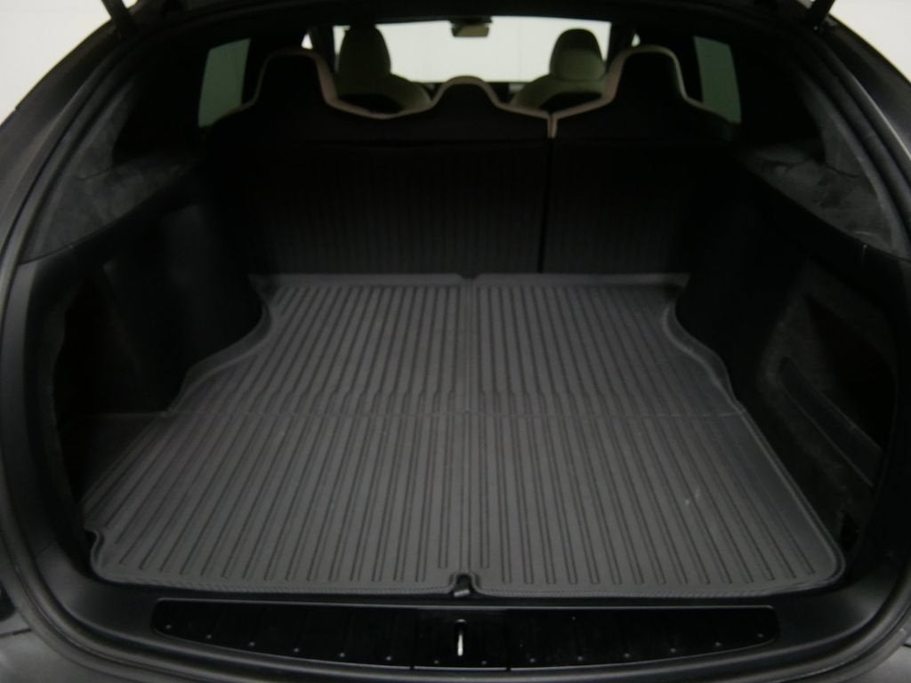 2023 Tesla Model X Standard Range