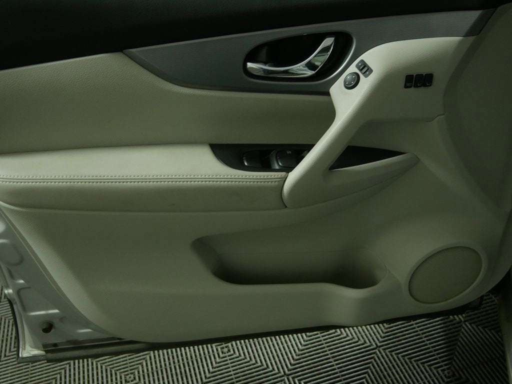 2020 Nissan Rogue Sport SL AWD Xtronic CVT