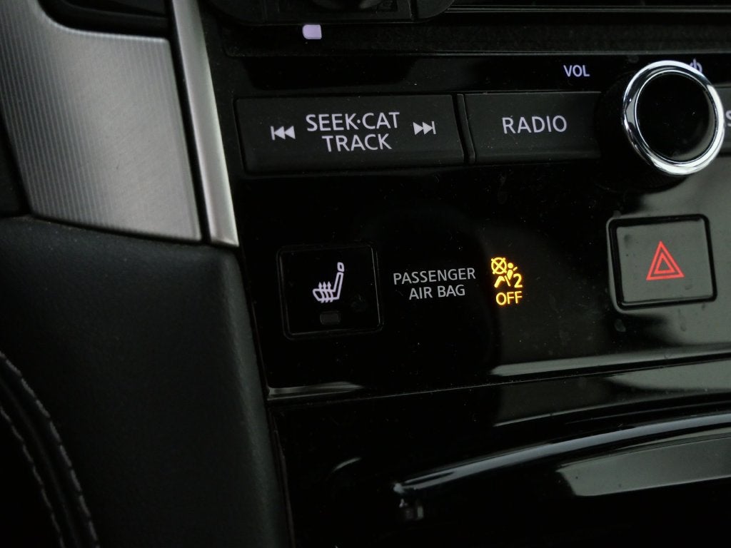 2017 INFINITI Q60 3.0t Premium