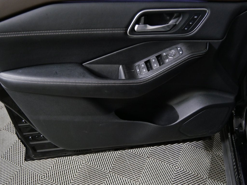 2023 Nissan Rogue Platinum Intelligent AWD