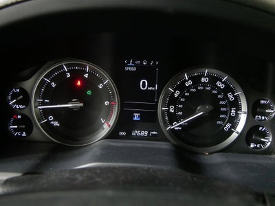 2019 Toyota Land Cruiser V8