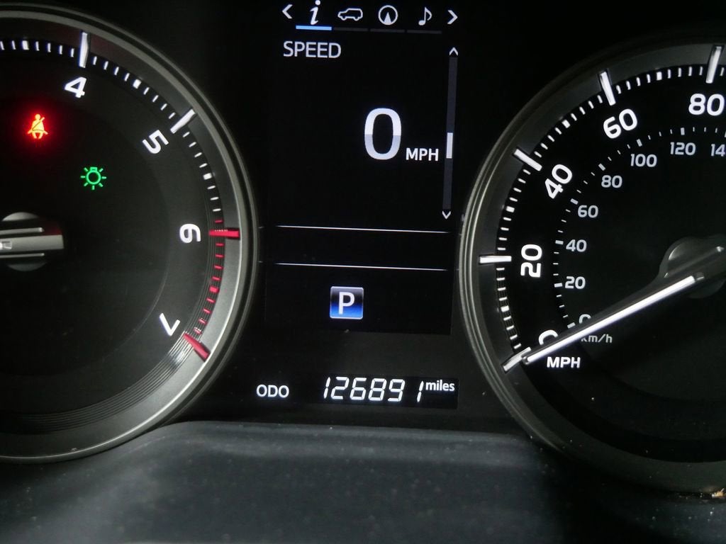 2019 Toyota Land Cruiser V8