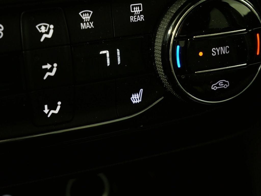 2020 Buick Encore GX Select