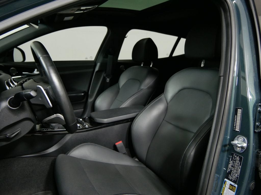 2022 Kia Stinger GT-Line