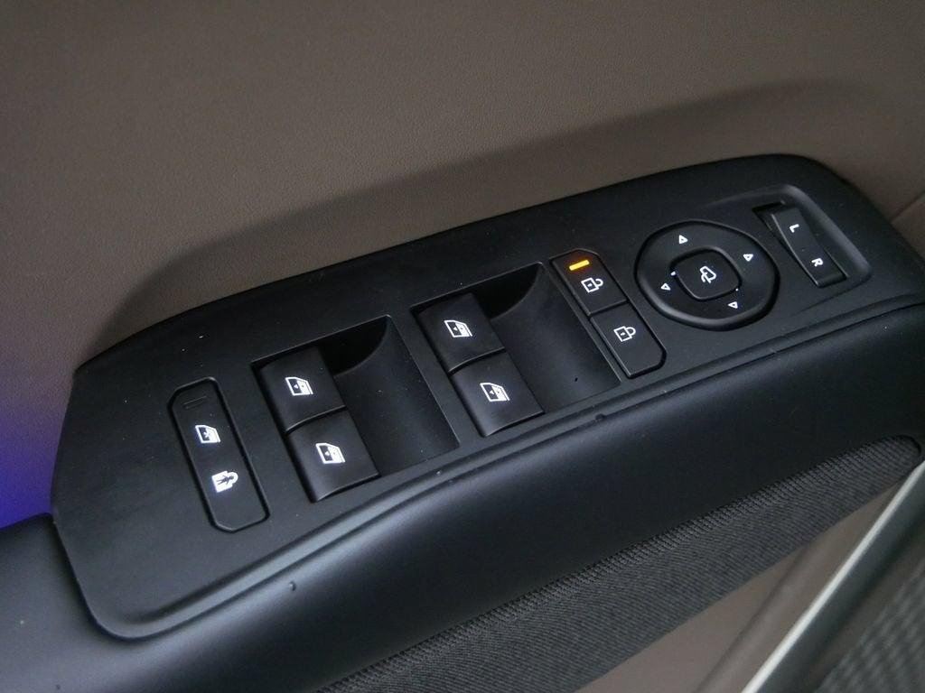 2024 Kia EV9 Land