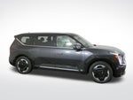 2024 Kia EV9 Land
