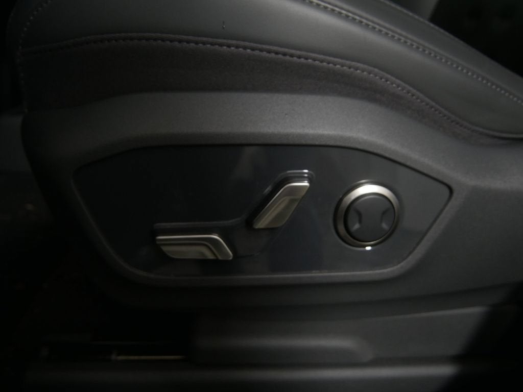 2024 Kia EV9 Wind