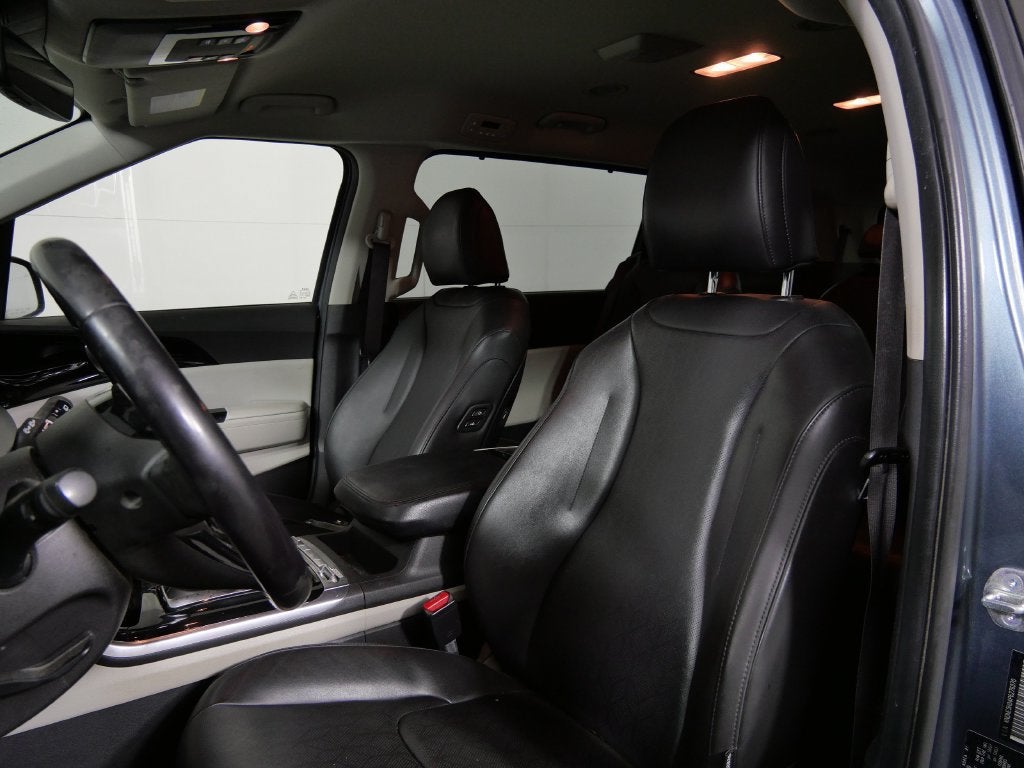 2023 Kia Carnival MPV SX