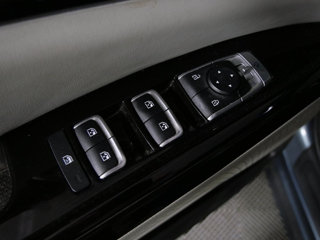 2023 Kia Carnival MPV SX