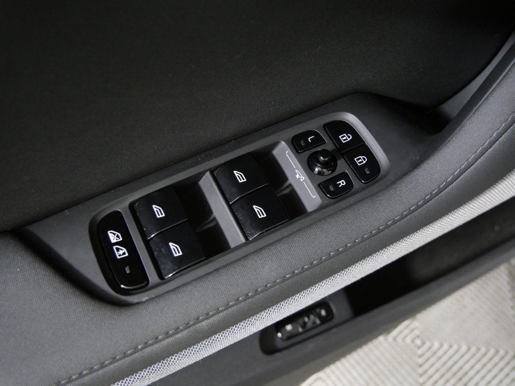 2023 POLESTAR 2 Performance