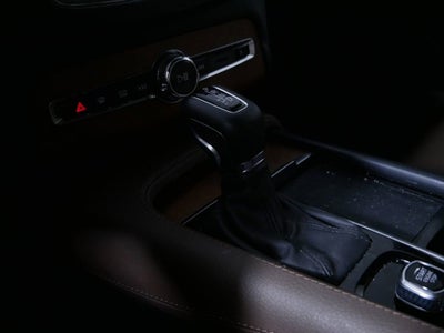 2021 Volvo XC90 T6 Momentum 7 Passenger