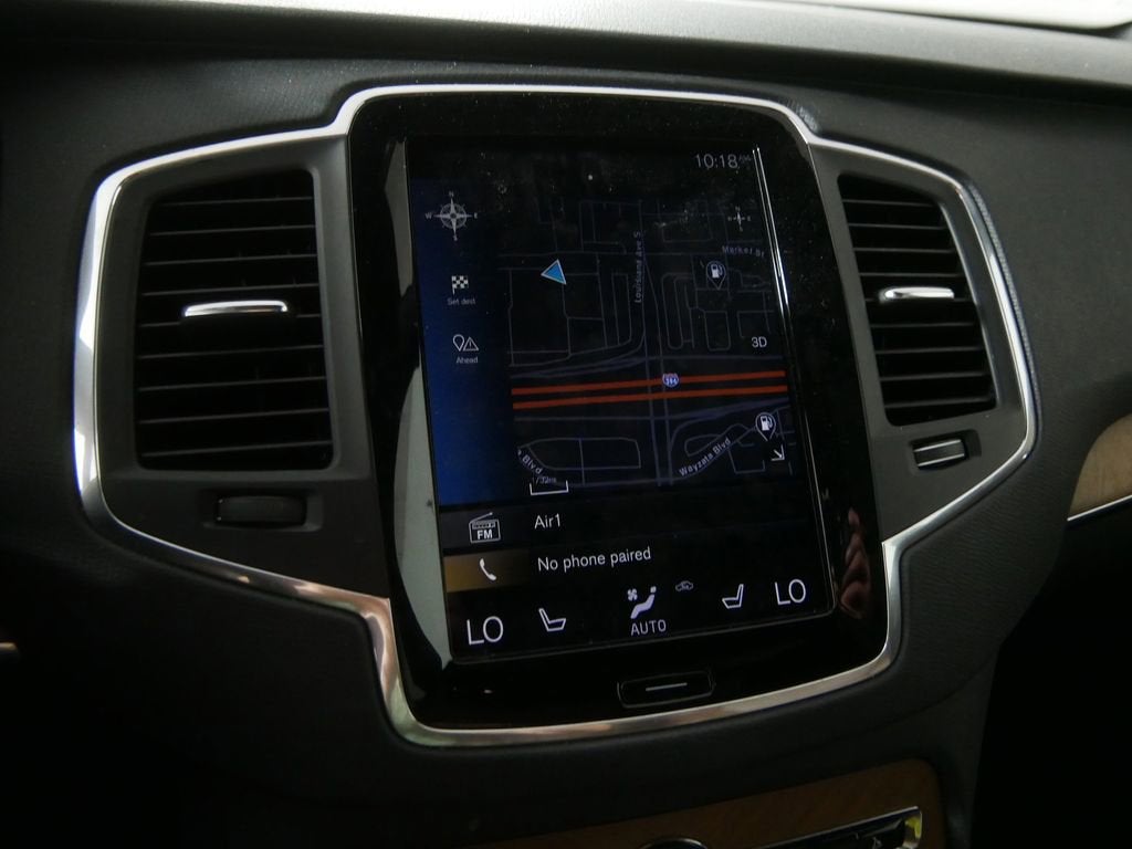2021 Volvo XC90 T6 Momentum 7 Passenger