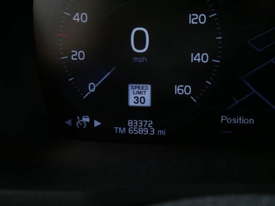 2021 Volvo XC90 T6 Momentum 7 Passenger