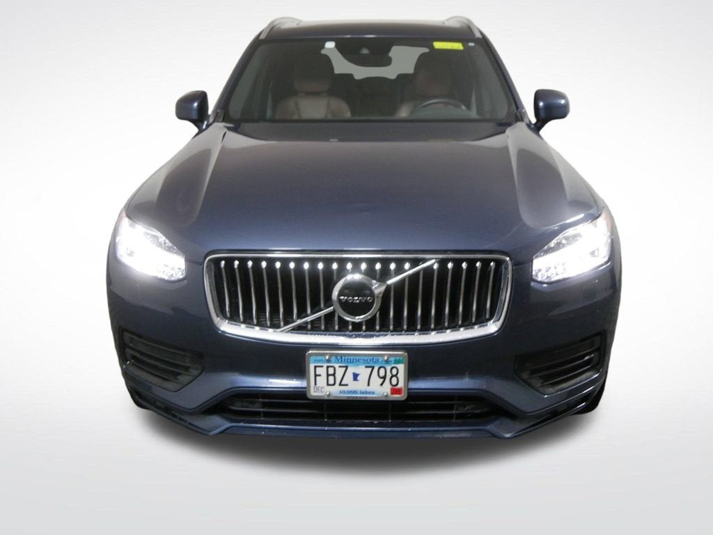 2021 Volvo XC90 T6 Momentum 7 Passenger