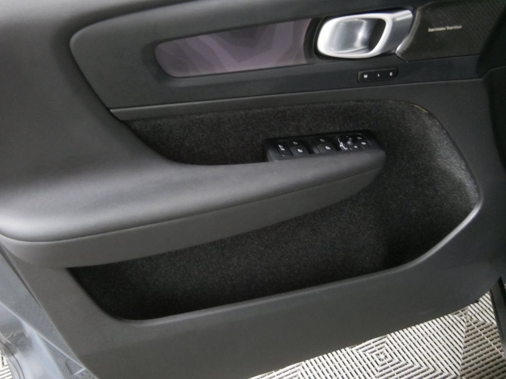 2023 Volvo XC40 Recharge Pure Electric Twin Ultimate