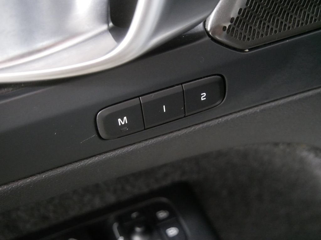 2023 Volvo XC40 Recharge Pure Electric Twin Ultimate