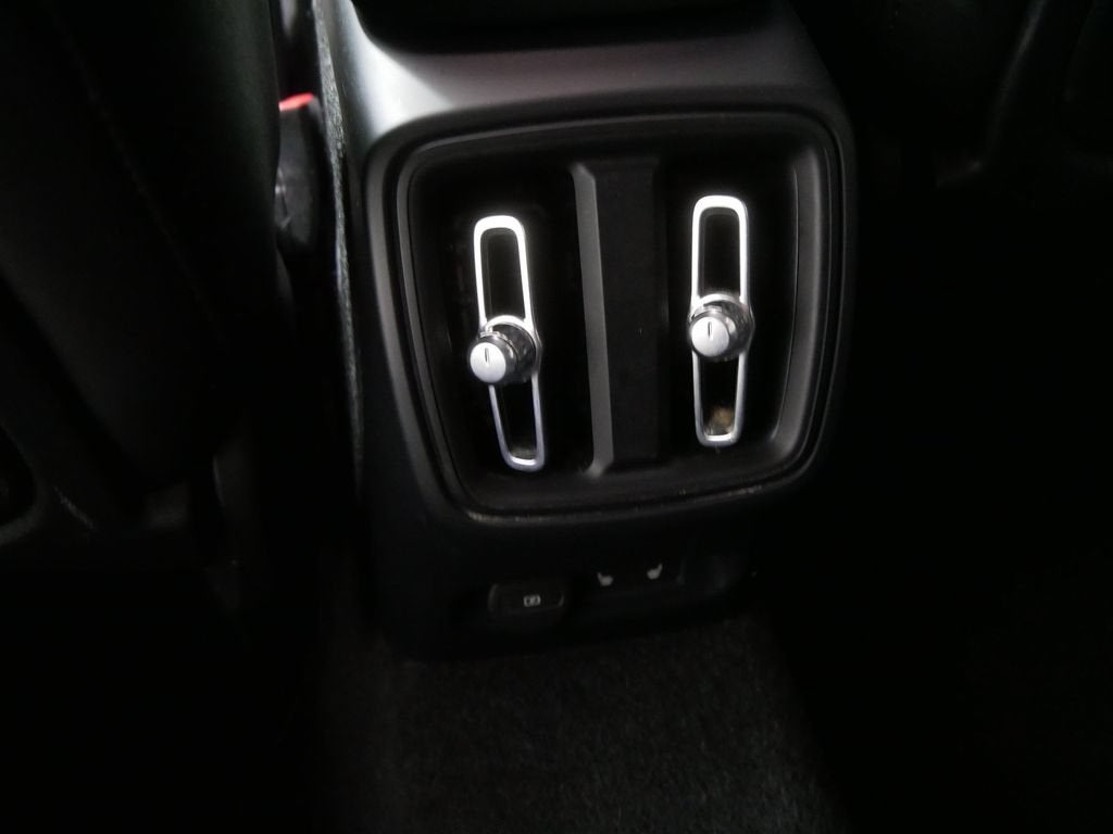 2023 Volvo XC40 Recharge Pure Electric Twin Ultimate