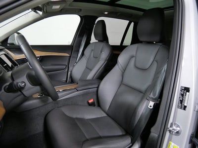2024 Volvo XC90 Recharge Plug-In Hybrid T8 Plus Bright Theme 7-Seater
