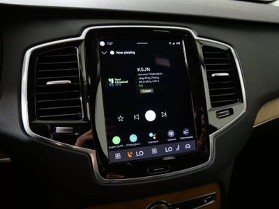 2024 Volvo XC90 Recharge Plug-In Hybrid T8 Plus Bright Theme 7-Seater