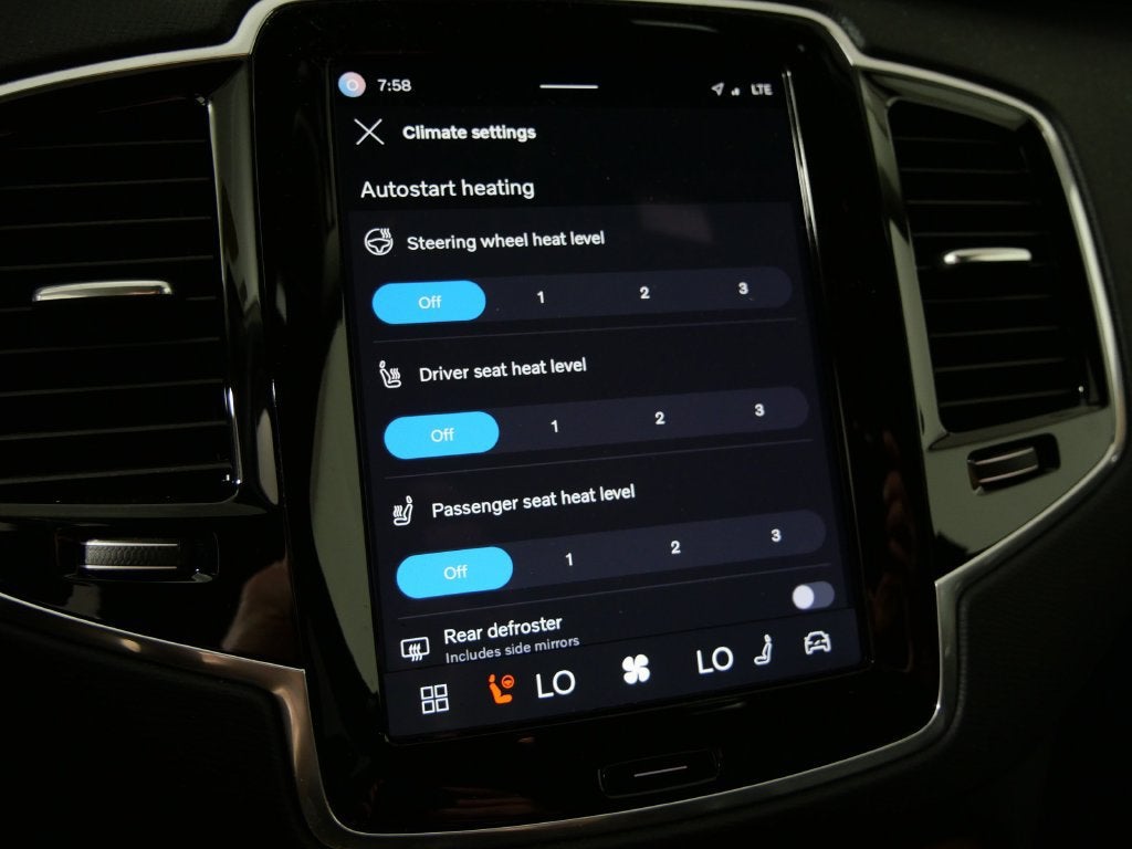 2024 Volvo XC90 Recharge Plug-In Hybrid T8 Plus Bright Theme 7-Seater