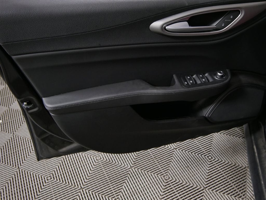 2024 Alfa Romeo Giulia Ti AWD