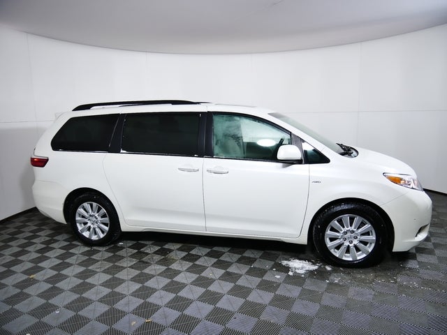 Used 2017 Toyota Sienna XLE with VIN 5TDDZ3DC3HS160069 for sale in Golden Valley, Minnesota